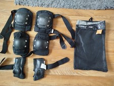 Knie-, Ellbogen-
